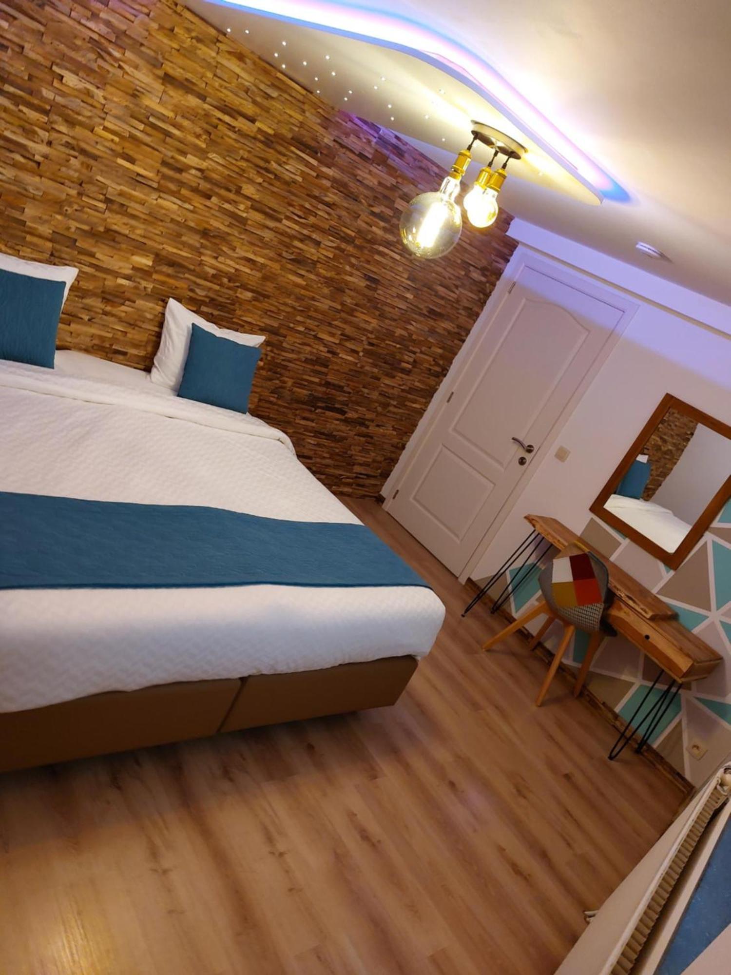 La Renaissance 1&2 High Standing Guest House Apartment Herve